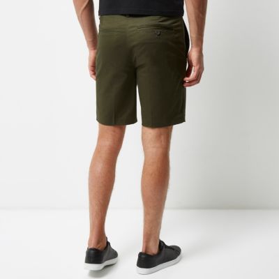 Green sateen skinny fit bermuda shorts